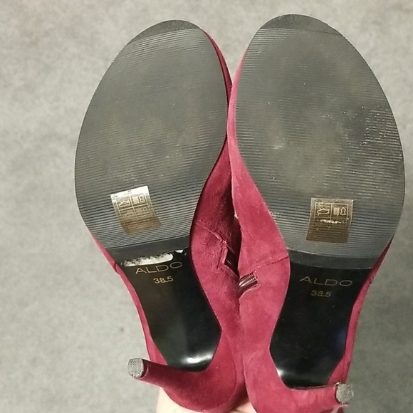 Aldo Raspberry Over-the-Knee boots sz 38.5 - Picture 9 of 9